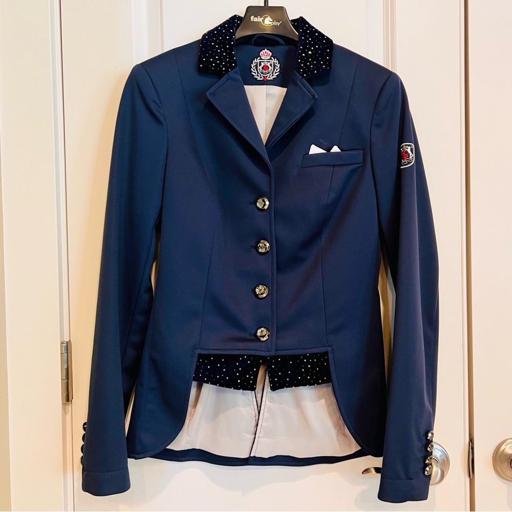 Fair Play Bea short dressage show jacket tailcoat size 34 (Euro) navy